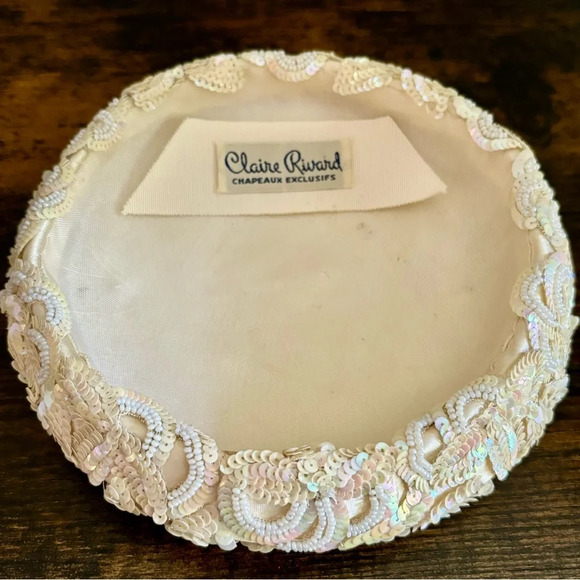 •SOLD•|Vintage| 1950s Claire Rivard  Off-White French Bridal Hat - Picture 2 of 6